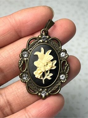 Victorian Oval Bronze Plated Black Floral Butterfly Cameo Pendant